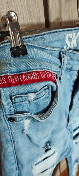 Pantalón vaquero eleven degrees