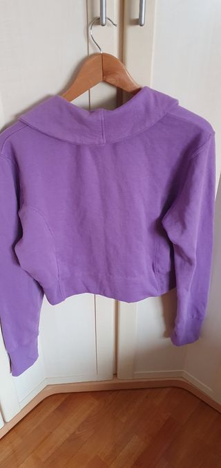 CHAQUETA TIPO CHANDAL