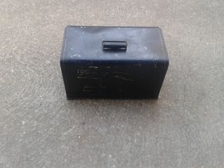 TAPADERA DE MAQUINA DE ESCRIBIR UNDERWOOD