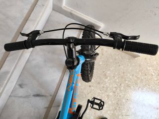 Bicicleta marca Quer