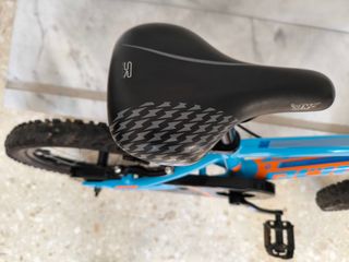 Bicicleta marca Quer