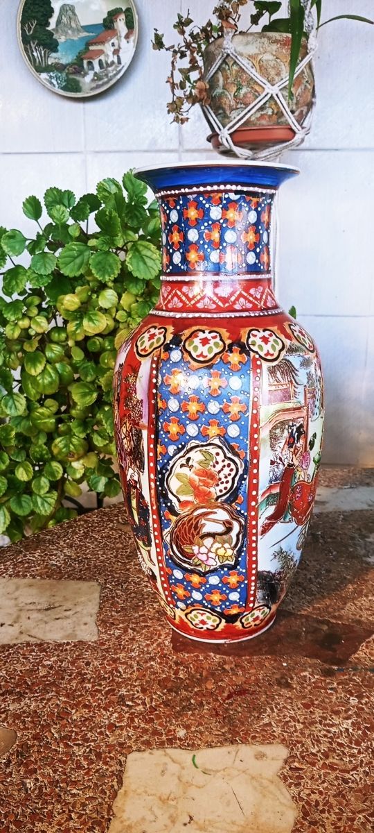 Jarron Made In China Vintage.