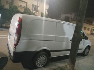 Mercedes-Benz Vito 2013