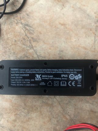 Cargador de bateria portatil U4 RK REICH