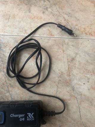 Cargador de bateria portatil U4 RK REICH