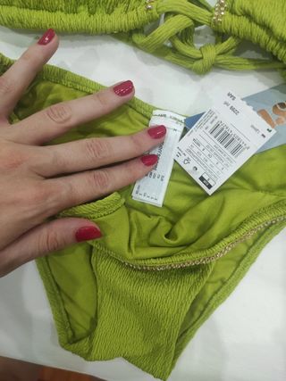 Conjunto bikini mujer verde lima. 85B