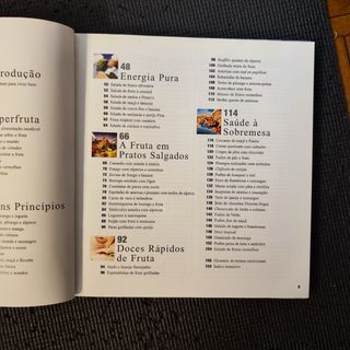 Livro de Receitas "Fruta e Sobremesas"