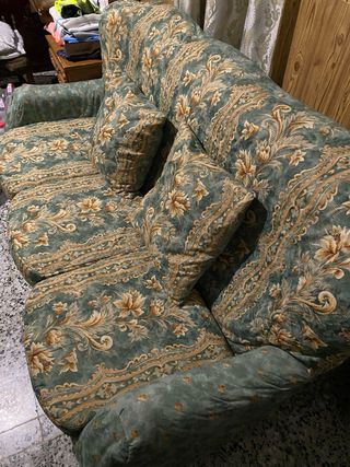 Sofá de tres piezas