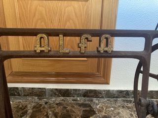 Máquina de coser Alfa