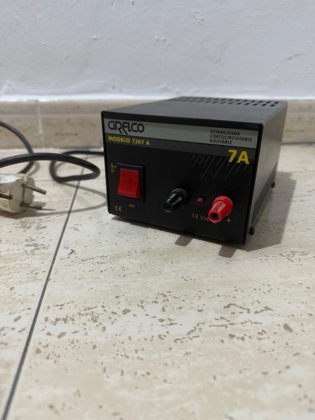 Fuente alimentacion grelco 13V DC 7A