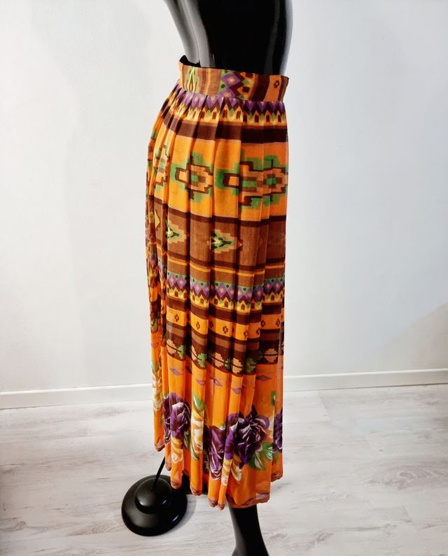 Maxigonna vintage a pieghe