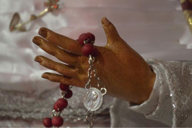 ANTIGUA Virgen dolorosa en madera 80cm.