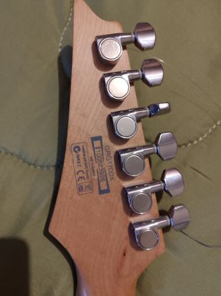 Ibanez gio 