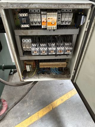 Plegadora de delantal Collado motorizada