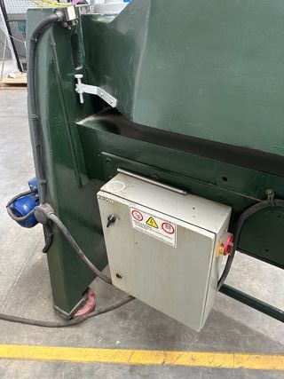 Plegadora de delantal Collado motorizada