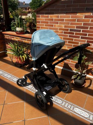 Bugaboo Fox - 3capotas azul negra blanca