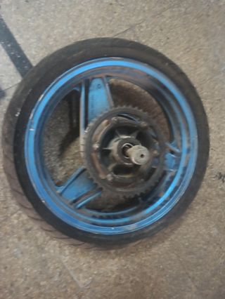 Rueda de Kawasaki zx10 tomcat