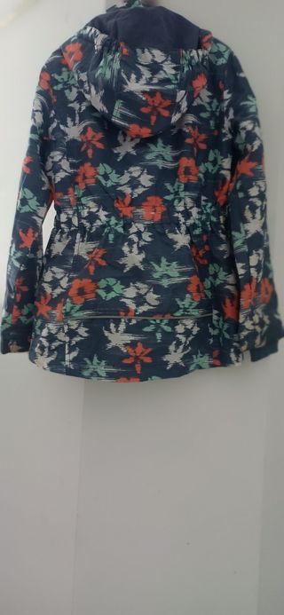 Chaqueta impermeable 
