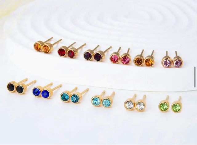 MATRONA PUESTA PENDIENTES