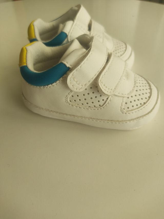 Deportivas recien nacido