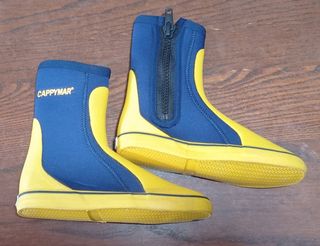 BOTAS NEOPRENO BOTAS DE AGUA A ESTRENAR 