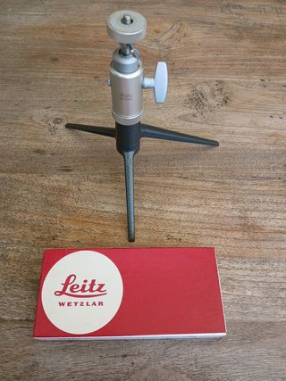 Trípode de mesa y rótula Leitz Wetzlar