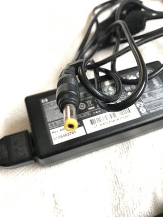 Cargador Portatil HP