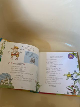 CANTA Y JUEGA CON LAS VICALES DIVERTIDAS.