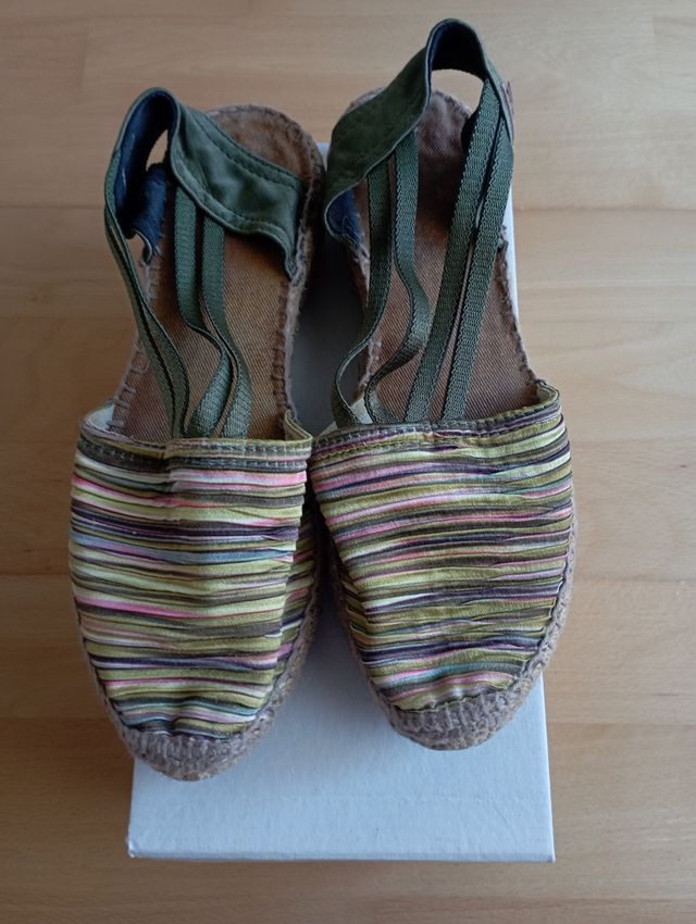 Alpargatas de mujer verdes de Montané