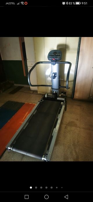 Cinta de correr-andar Technogym rota