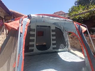 Tienda de campaña familiar