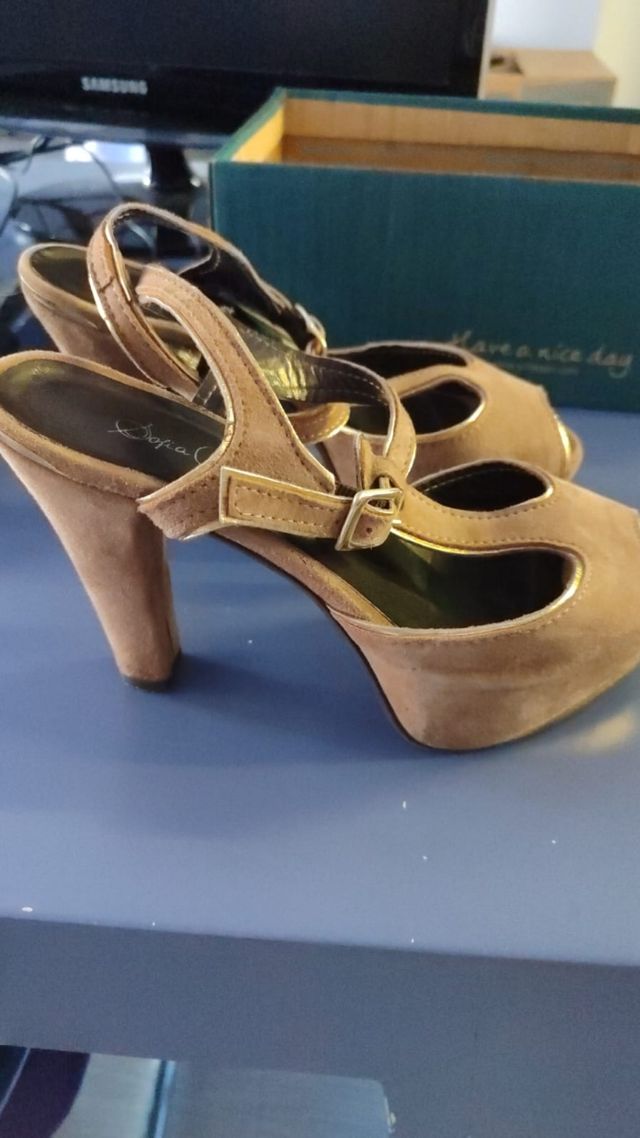 Sapatos de Sofia Cunha