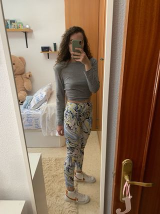 Leggings deportivos de Lefties