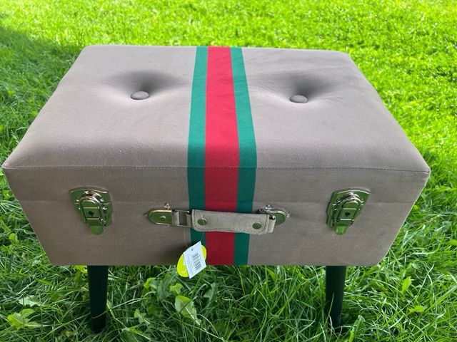 Taburete con almacenaje