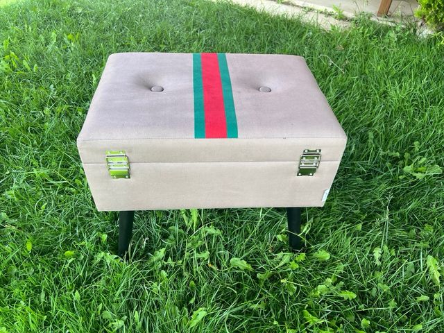 Taburete con almacenaje