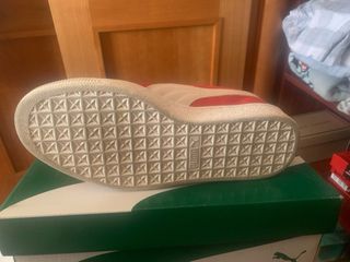 Zapatillas puma roja