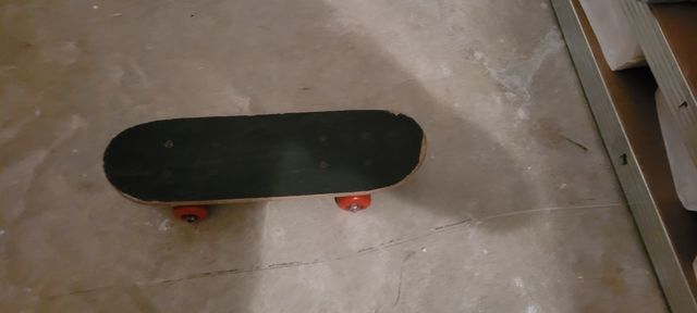 Patinete skate pequeño