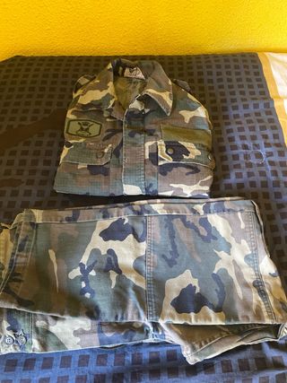 Traje militar completo