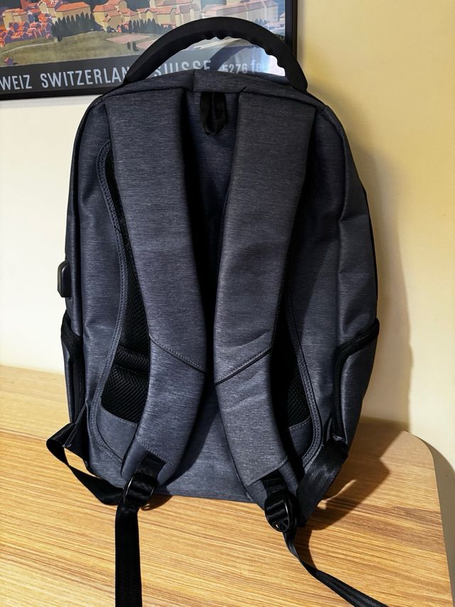 Mochila ordenador gris