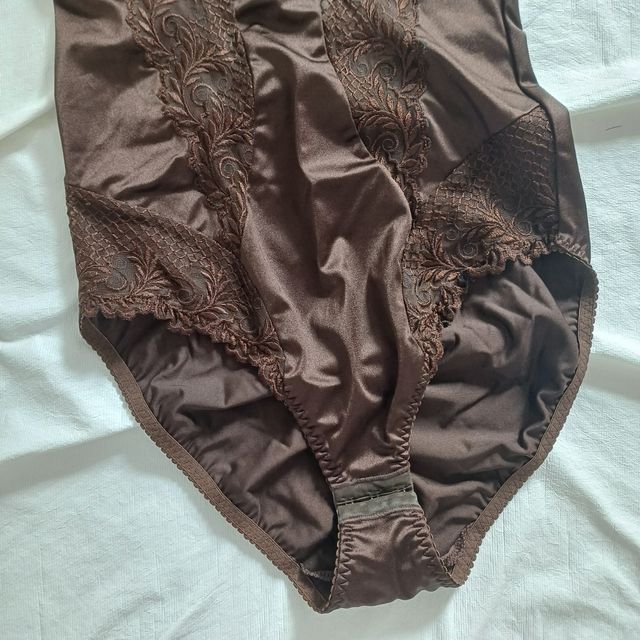 Body bustier de satén marrón vintage