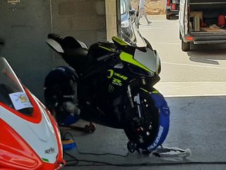 Suzuki GSX-R 600 K7 Solo hasta Enero