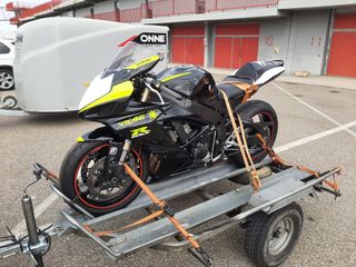 Suzuki GSX-R 600 K7 Solo hasta Enero