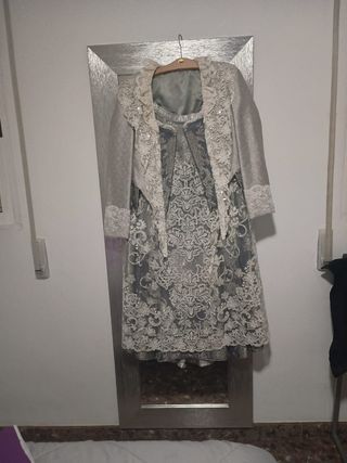 Traje fallera hecho a mano