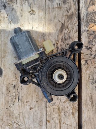 Motor eléctrico elevalunas audi a3 8v