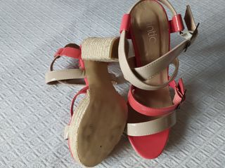 Sandalias