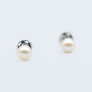 Pendientes Oro Blanco 18 KT Perla