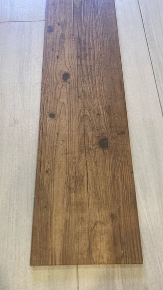 Madera Meranti Roble 24X95cm