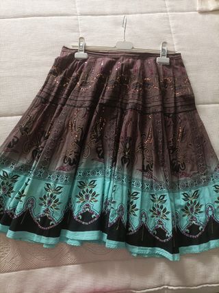 Falda multicolor lentejuelas