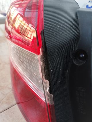 Piloto trasero izquierdo Ford Ka+