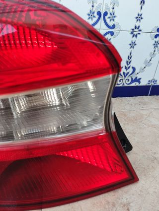 Piloto trasero izquierdo Ford Ka+
